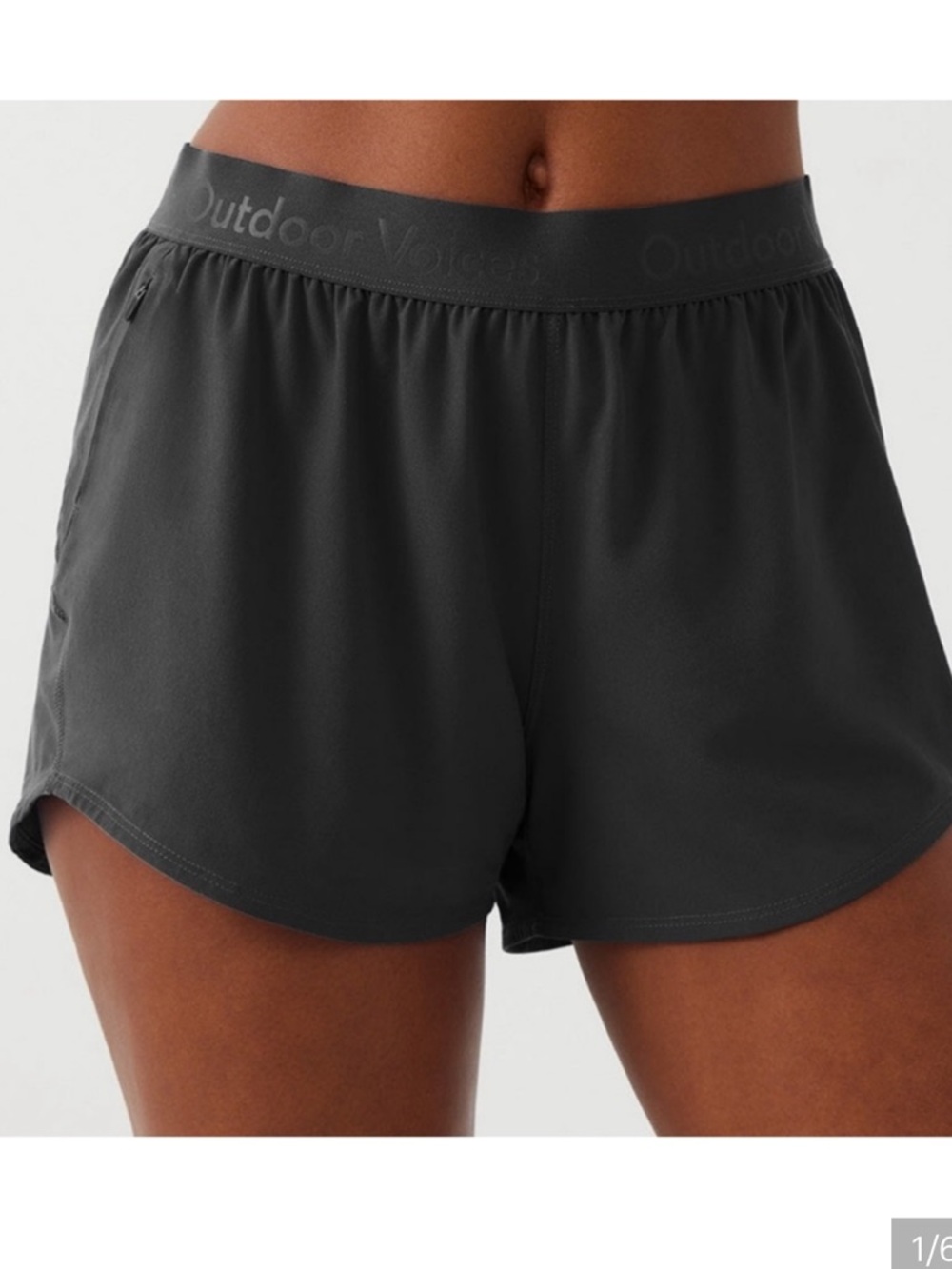 Outdoor Voices Women’s Relay shorts Black size Small
